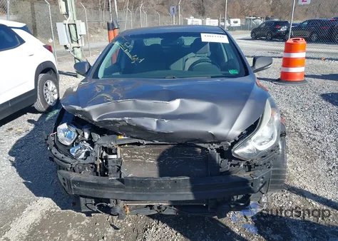 2014 Hyundai Elantra Se z USA, uszkodzony, nr VIN 5NPDH4AE4EH457691